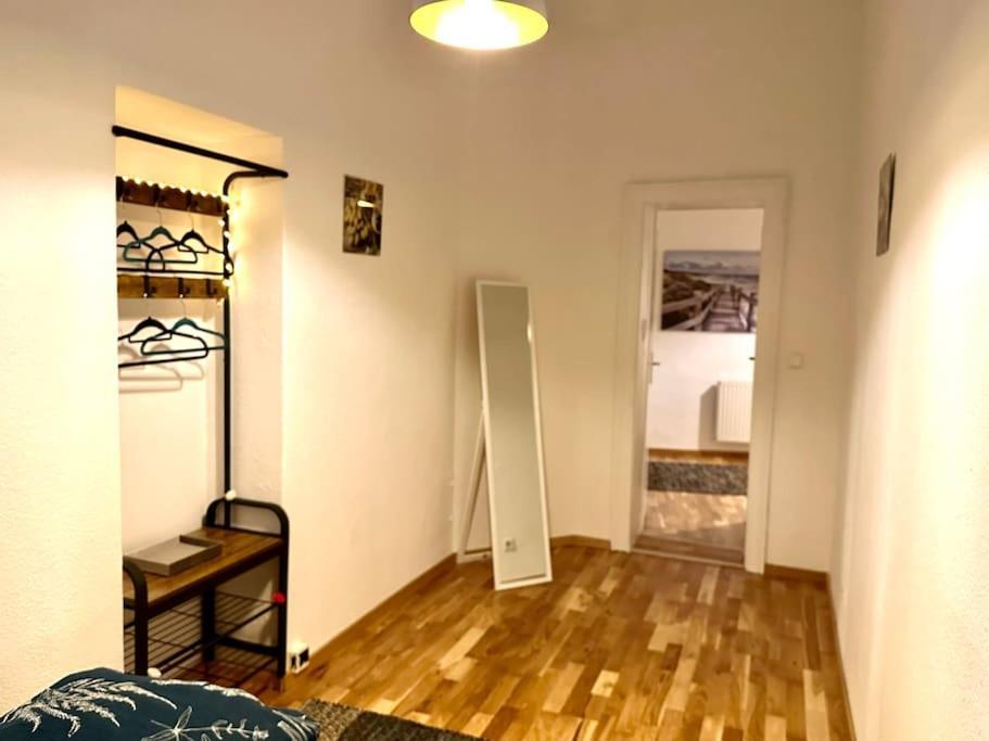 Klimatisierter Wiener Altbauflair Im Zentrum Wiens Esterno foto